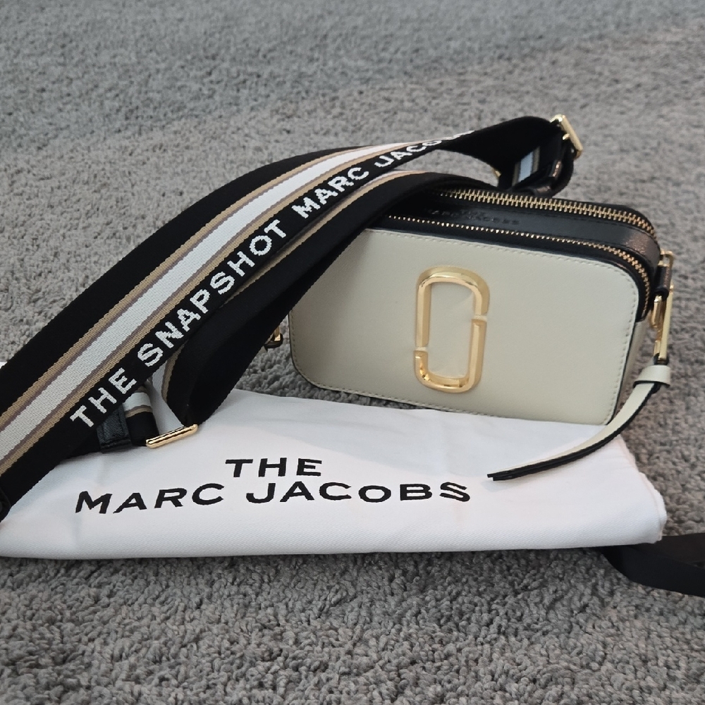 Marc Jacobs The Snapshot Bag in New Cloud White Multi